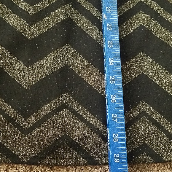 Dress - Picture 5 of 8